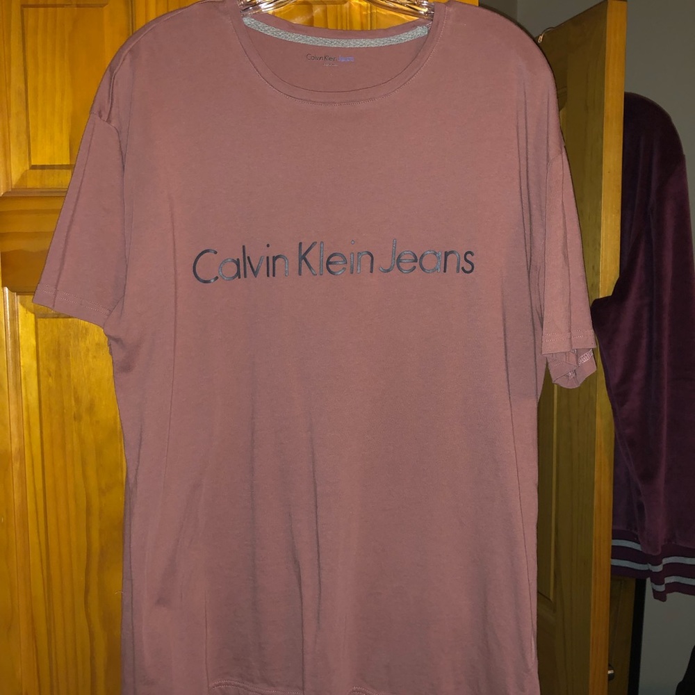 Calvin Klein Tee